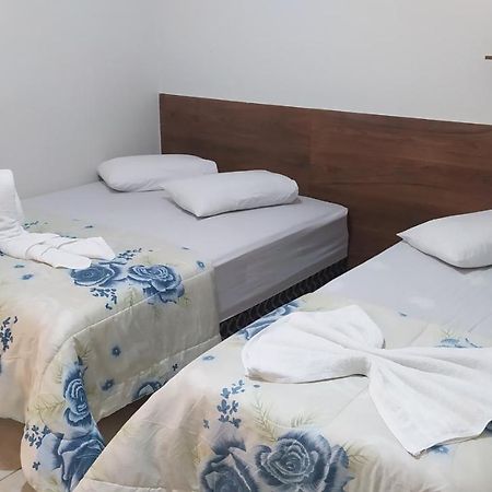 Pousada Quarto Com Tv,Ar,Frigobar,Wifi E Garagem Aparecida  Exterior foto