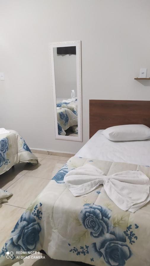 Pousada Quarto Com Tv,Ar,Frigobar,Wifi E Garagem Aparecida  Exterior foto